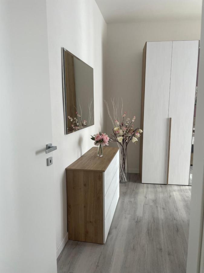 Ferienwohnung Residenza Il Melograno Fiera Verona Exterior foto