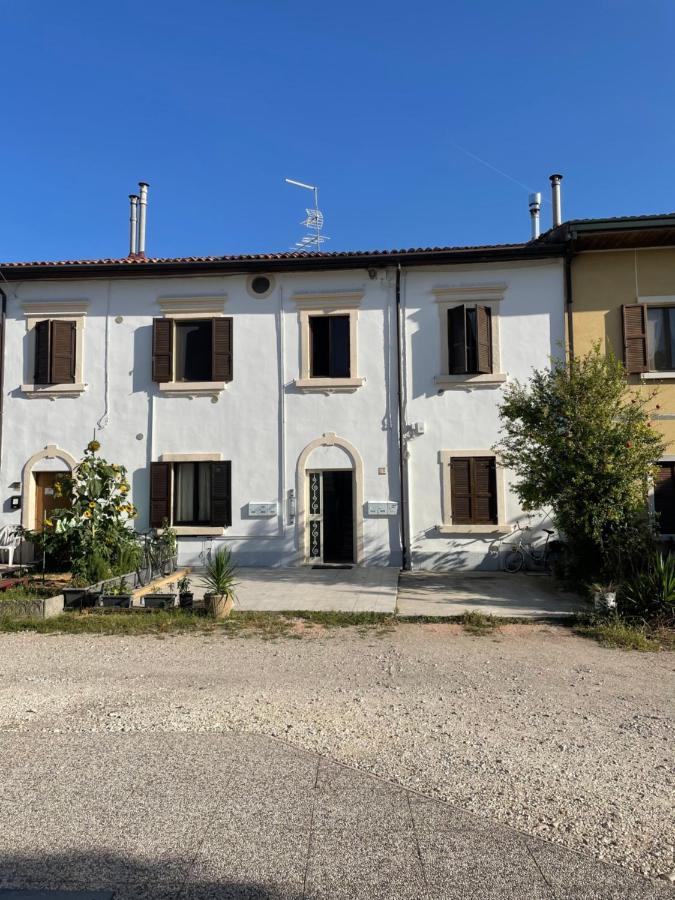 Ferienwohnung Residenza Il Melograno Fiera Verona Exterior foto